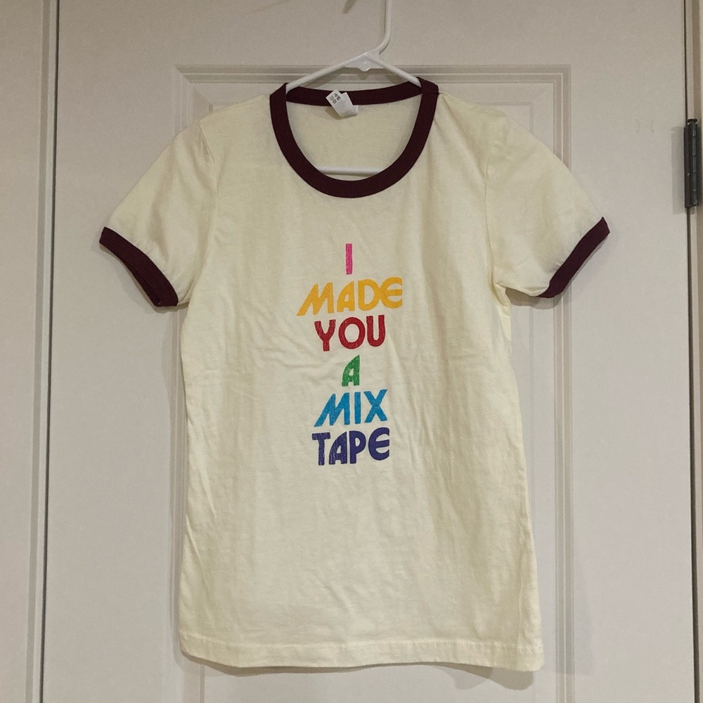 Cream/Burgundy Fitted T-Shirt